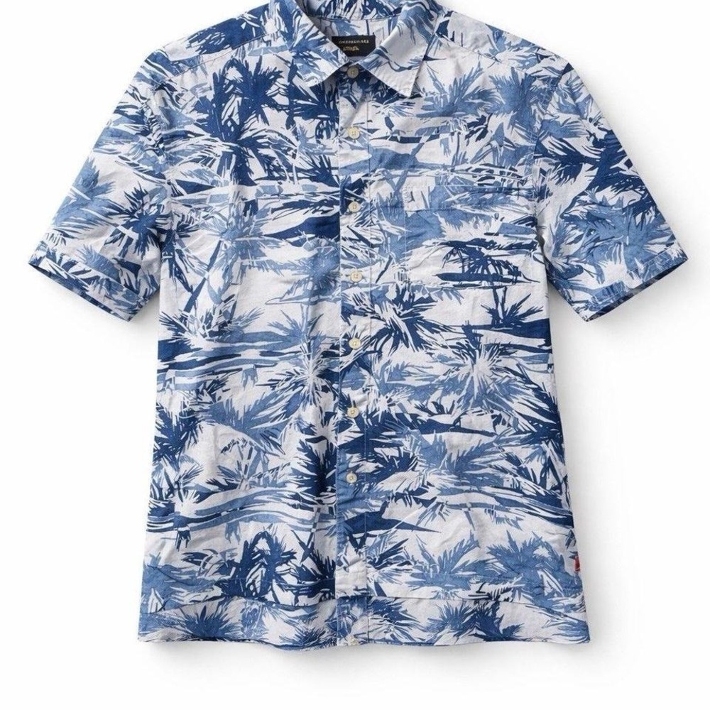 Quiksilver tropical button-up shirt- Mens- Medium- Beach Vibe-Hawaii